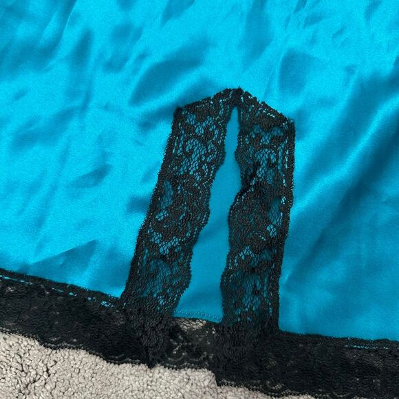 Vintage 90’s/2000’s Victoria’s Secret Satin Slip Skirt S Lace Slit Gold Label - Picture 2 of 7